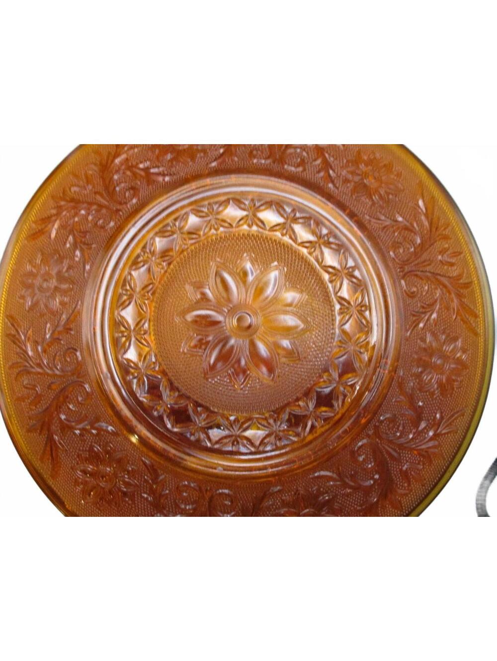 Vintage 1970s Tiara Indiana Glass Amber Sandwich Salad Plates 9" Set of 5 - Picture 2 of 4